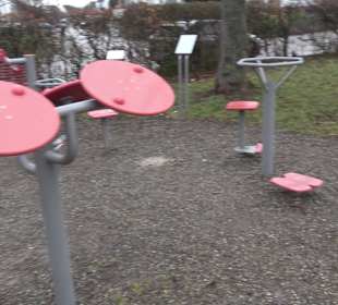 Spielplatz bei der Schule