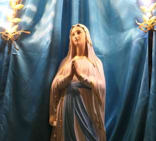 Opatija: Die Kirche Mariä Verkündigung