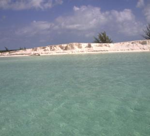 Trauminsel im türkisgrünen Wasser