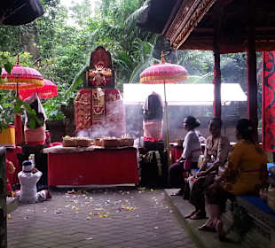 Tempelanlage im Park