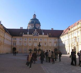 Prälatenhof