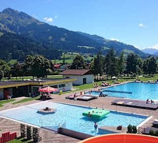 Kostenloser Eintritt ins schöne Freibad Oberndorf