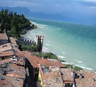 Türkisfarbenes Wasser