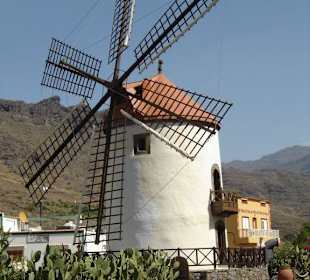 Historische Windmühle