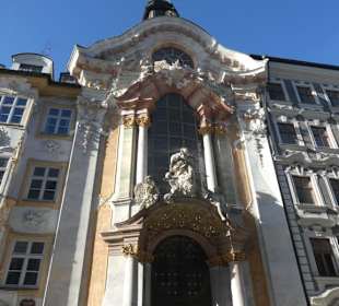 Asamkirche zwischen Marienplatz und Sendlinger Tor