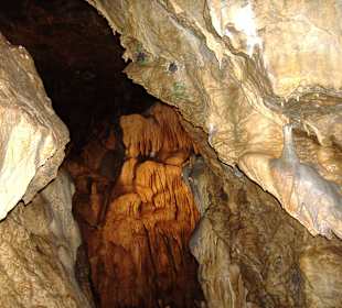 Jaskinia na Pomezi