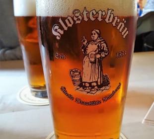 Das Helle der Brauerei-Gaststätte Klosterbräu