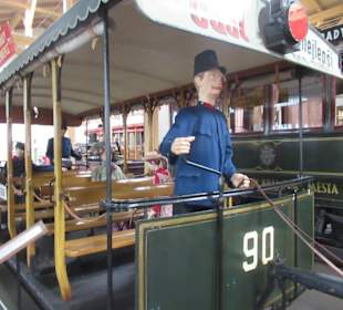 Im Museum des öffentlichen Peronennahverkehrs