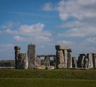 Камни и облака