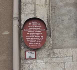 Emmeramsplatz