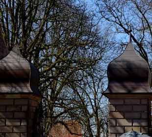 Die Türme am Eingang