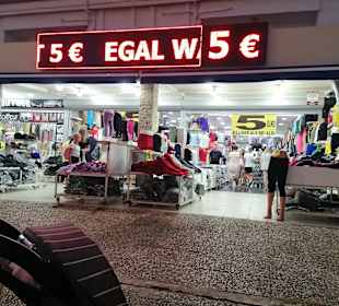 Selge Park Shopping Center