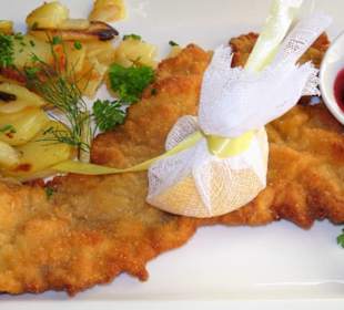 Klassisches Wiener Schnitzel im Traubenwirt