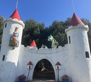 Clark's Elioak Farm