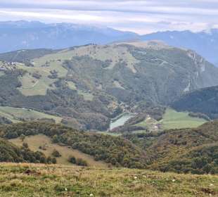 Ausblick vom Monte Baldo ins Grüne