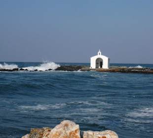Kapelle auf dem Meer