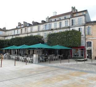 Le Darolles