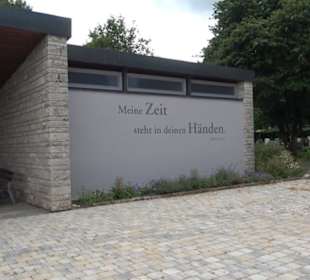 Aussegnungshalle Auingen