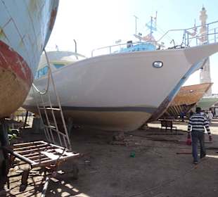 In der Werft unterwegs