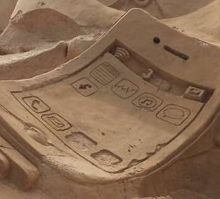 Sandiges High-Tech-Gerät