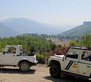 Safari Jeep