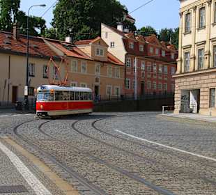 Eine der beiden Bahnen der historische Straßenbahn