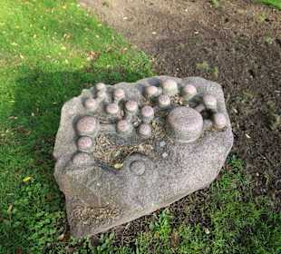 Kunstobjekt an der Bischofsmühle