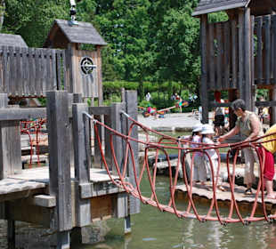 Großer Kinderspielplatz!