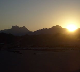 Sonnenuntergang in der Wüste auf dem Quatt