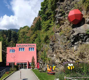 Eingang zum Granatium