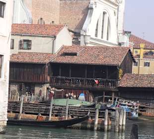 The gondola boatyeard