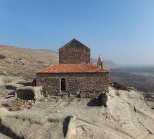 Cerkwie w obrębie kompleksu.