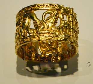 Prunkschmuck.Goldener Armreif 4.-2.Jh. v.Ch.