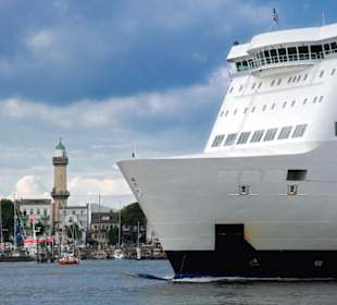 Hafeneinfahrt Warnemünde