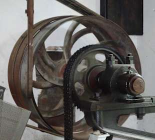 Alte Transmission in der Tuchfabrik