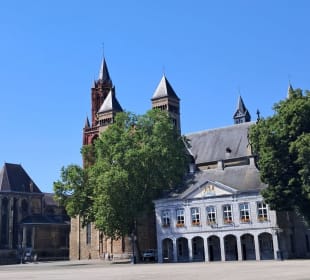 Servatiusbasilika in Maastricht, Niederlande 