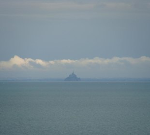 Blick in die Ferne auf Mont St.Michel