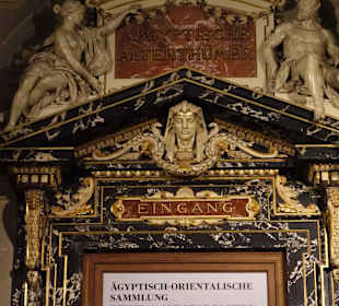 Eingang tum Museum