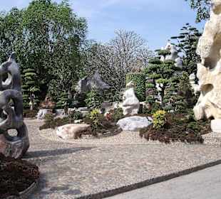 Seltsame steinerne Gebilde