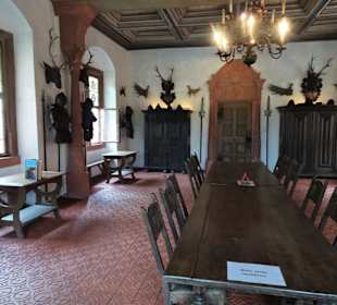 Im Rittersaal von Schloss Mespelbrunn