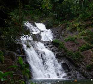 Erster Wasserfall vor den Lampi