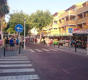 Einkaufsstraße Bulevar de Paguera