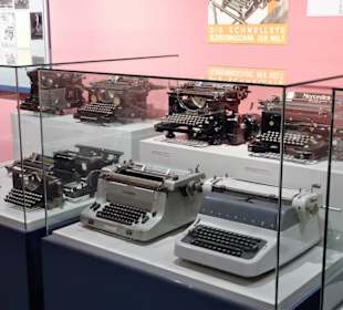 In der Mercedes-Büromaschinen-Abteilung