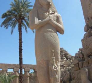 Statue im Karnak Tempel