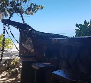 Old Pier Cafe & Restaurant 