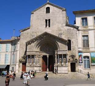 Kathedrale Saint-Trophime