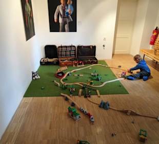 Holzeisenbahn für kreative Stunden