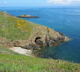 Blick vom Küstenpfad aufs Meer