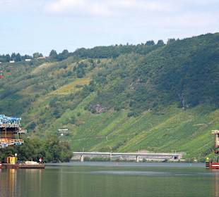 Entstehung einer Brücke