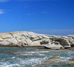 Am Strand von Monte Nai